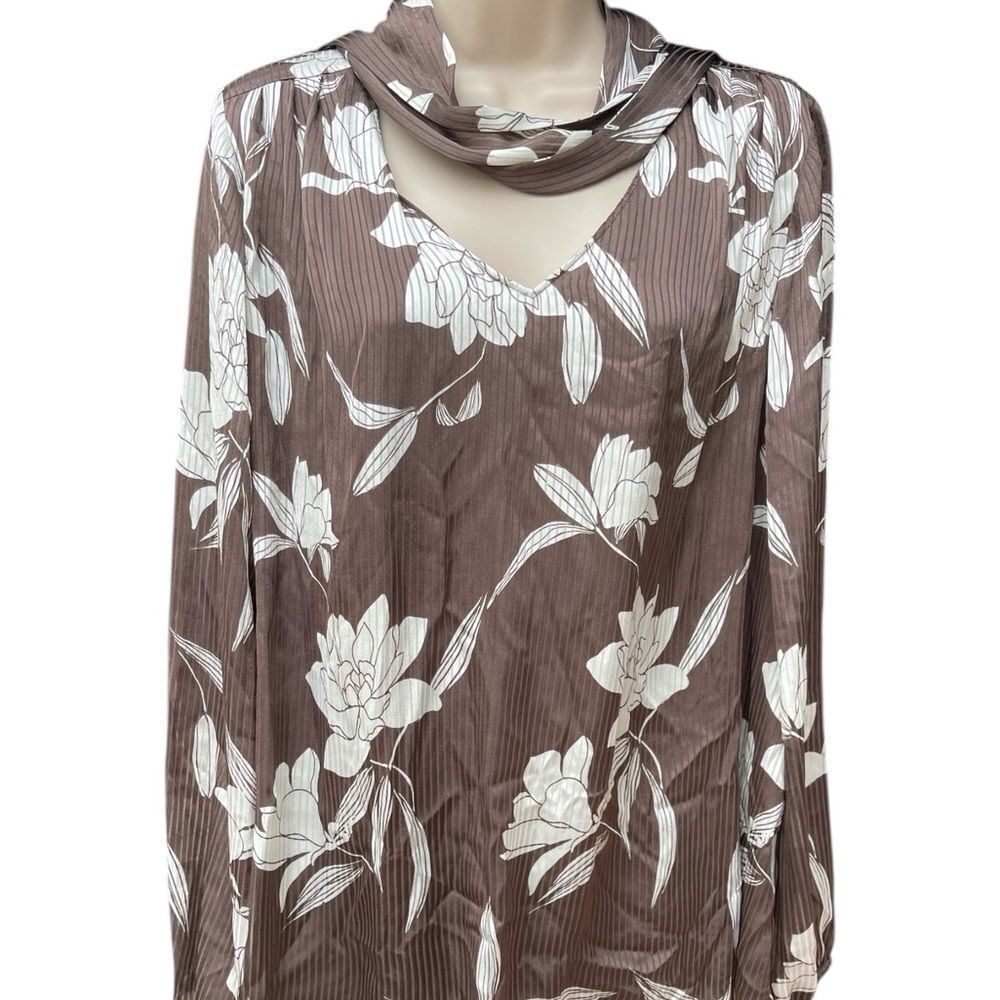 Lane Bryant Brown and White Floral Blouse Elastic Cuff Sleeve